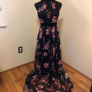 Adrianna Papell Formal Floral Sleeveless Gown Floor Length Velvet Accents